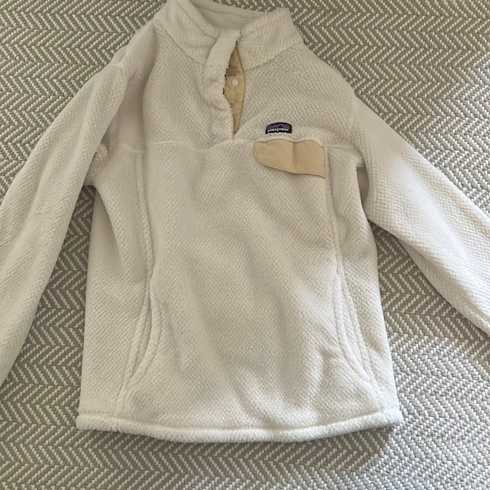 White sweatshirt